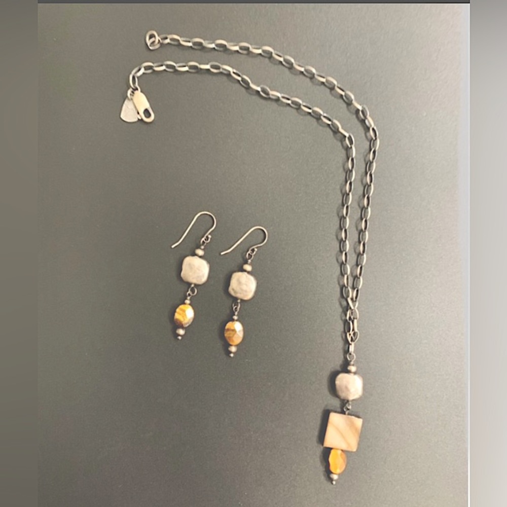 Silpada Tiger’s Eye Oxidized .925 Sterling Neclace and Earrings set